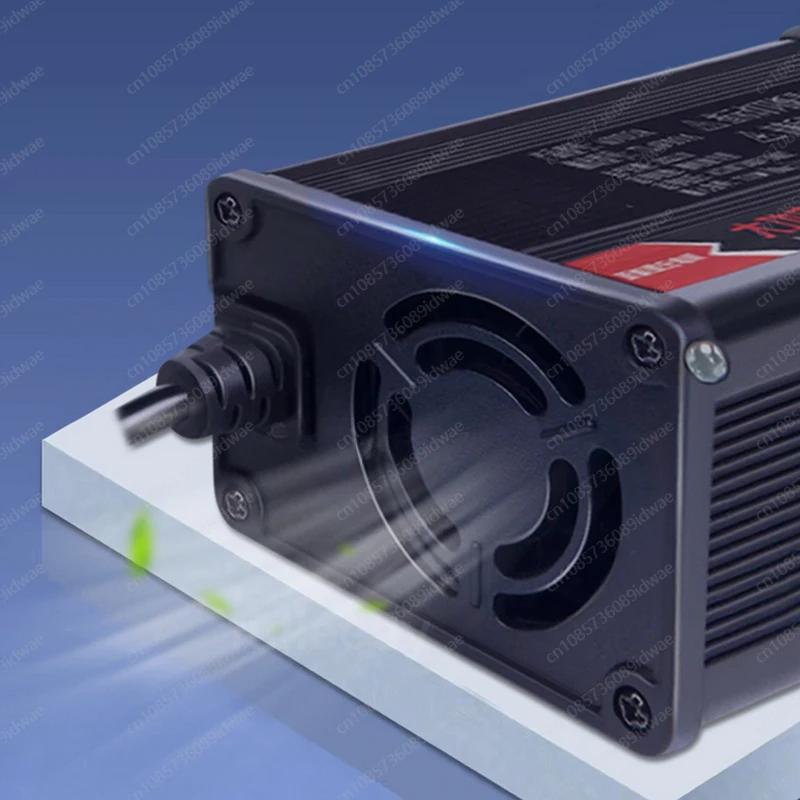 شاحن بطارية ليثيوم بشاشة LCD،  - مراجعة 72V 15A Fast Charger وسعره
